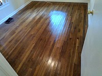 Hardwood floor servicing
